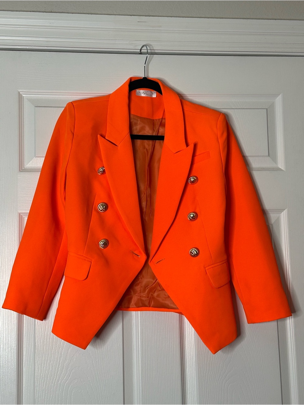 Bold Orange Double-Breasted Blazer with Tailored Fit - Picture 2 of 3